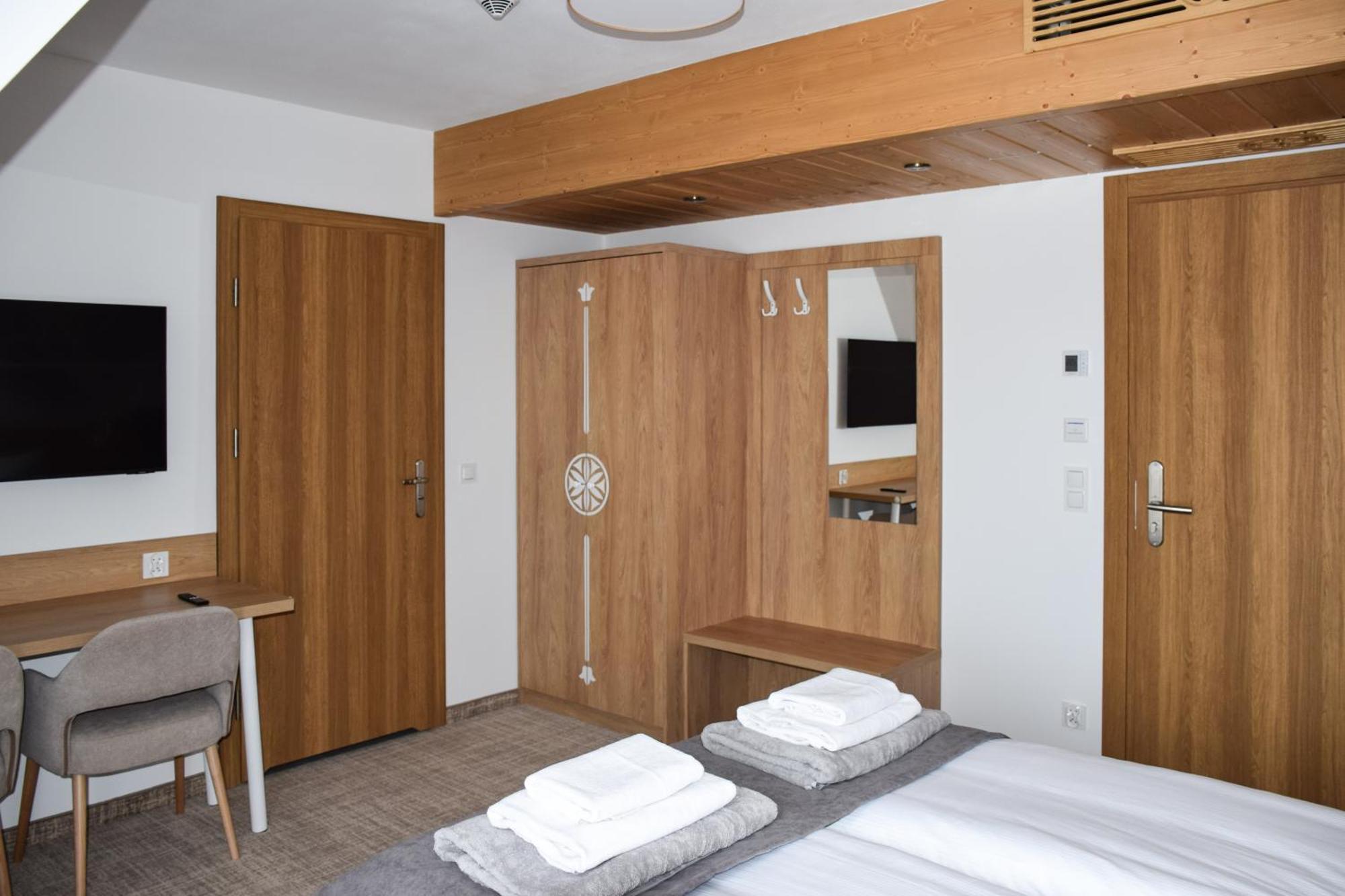 Kaniowka Ski Resort- Relaks W Gorach Z Basenem, Sauna I Jacuzzi เบียลกาตัทร์ชันสกา ภายนอก รูปภาพ